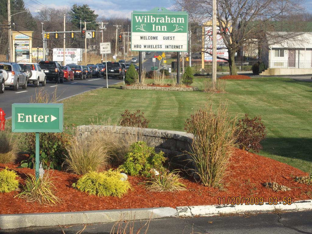 Wilbraham Inn Ludlow Exterior photo
